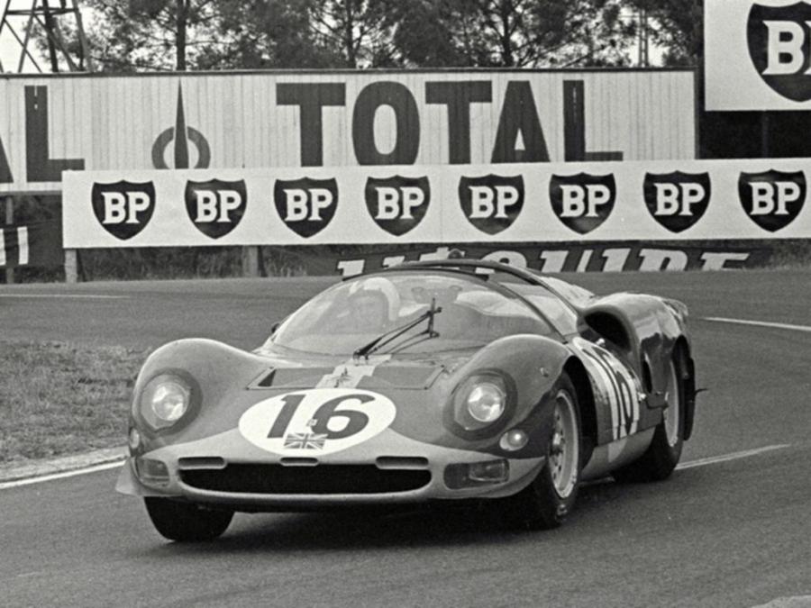 Ferrari 330 P3 1966 года  (фото 12 из 19)